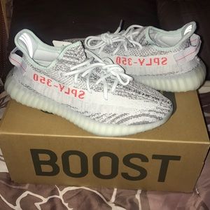 SOLD: Adidas Yeezy Boost 350 V2 - Blue Tint